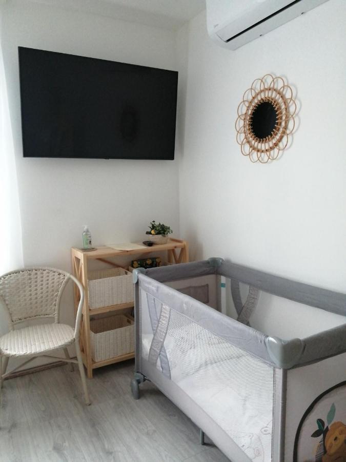 Portstreet Apartamenti เลียปาญา ภายนอก รูปภาพ